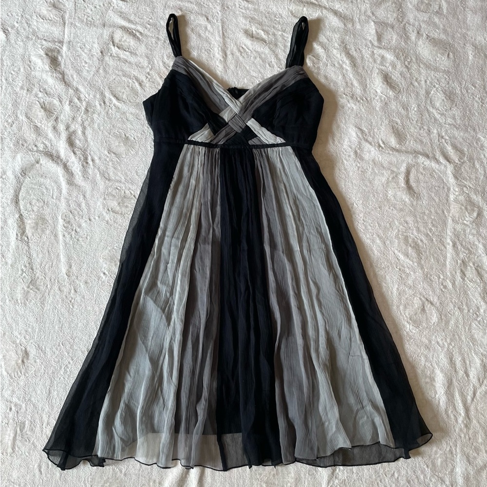 VINTAGE Silk Dress - Picture 6 of 9